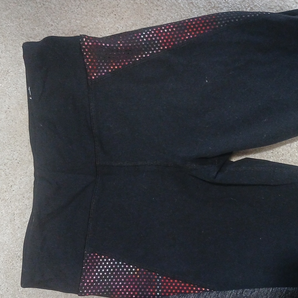 Express Workout Outfit - Picture 2 of 8